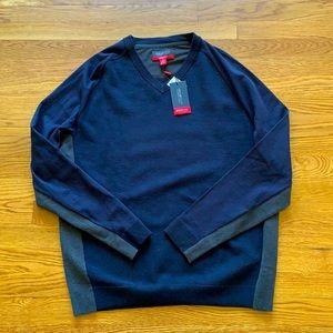 NWT Kenneth Cole Awear-Tech V-Neck Sweater